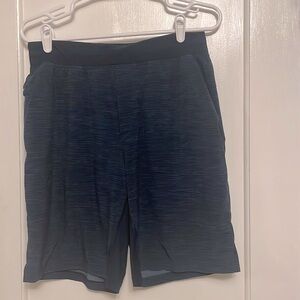 Lululemon THE 9” liner less shorts, navy size M